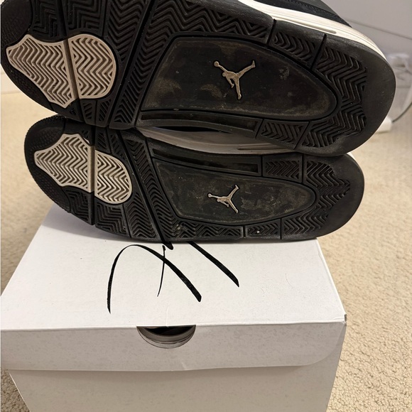 Nike Air Jordan 4 Retro “White Thunder” size 9.5 men’s - Picture 5 of 7